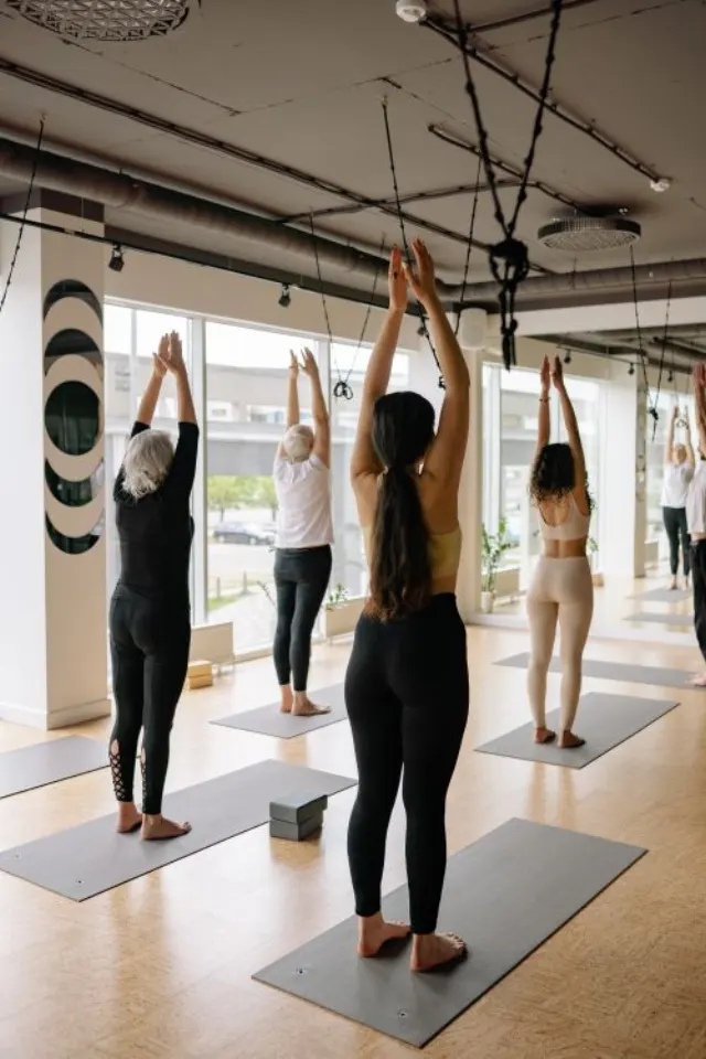 Une séance de yoga.